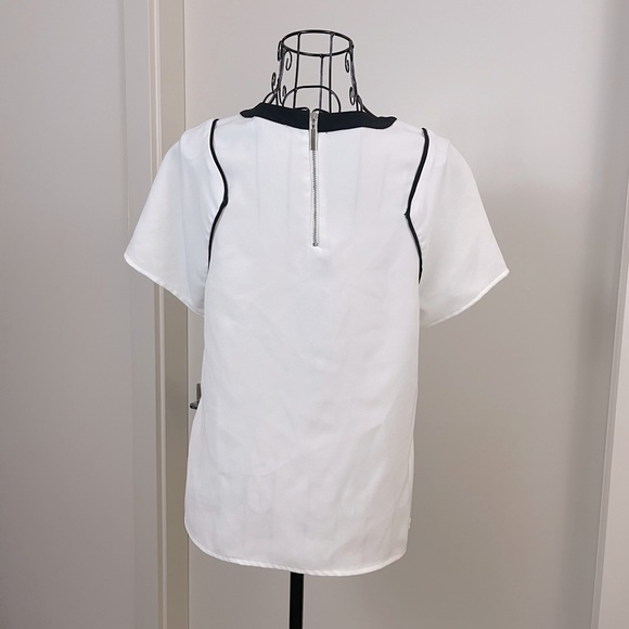 1.STATE Colorblock Crepe Tee - Picture 5 of 14